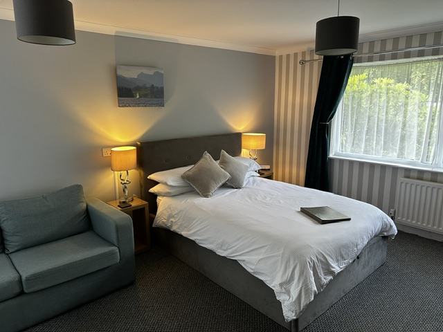 Ground floor room 2